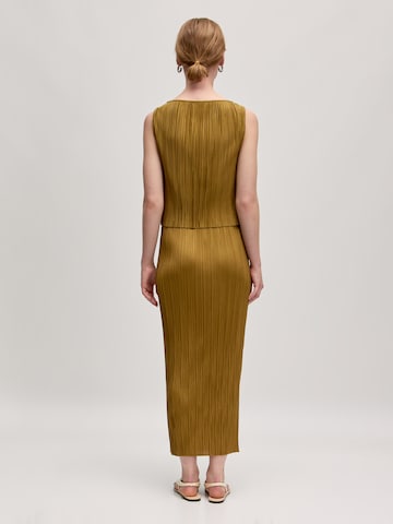 EDITED Top 'Wiktoria' in Brown