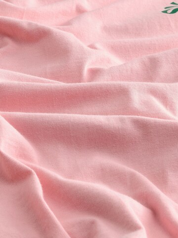 Next Shirt in Pink