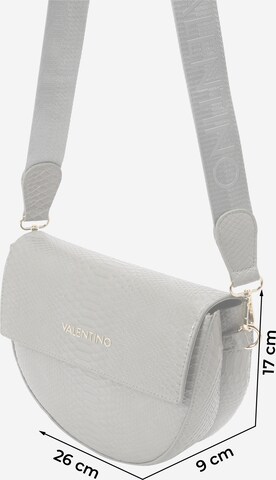 VALENTINO Umhängetasche 'Pattina' in Grau