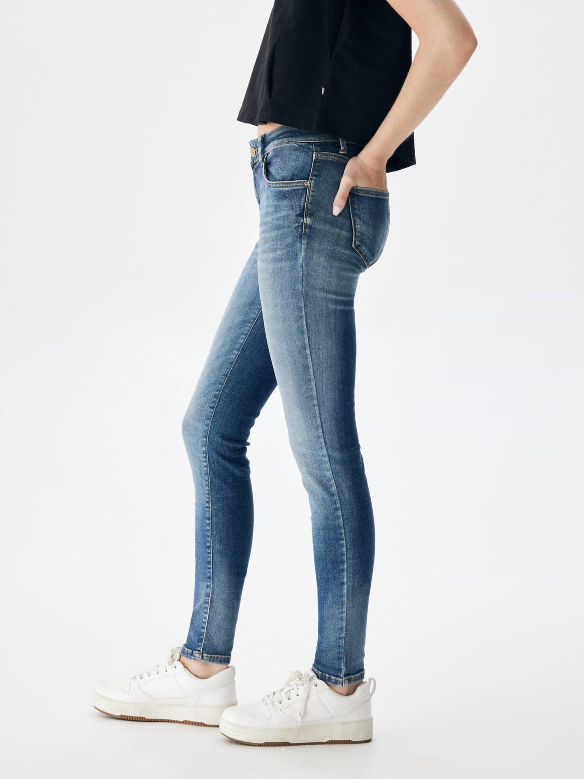 LTB Baggy Jeans 'Nicole' in Blauw