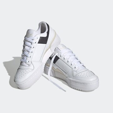 Sneaker bassa 'Forum Bold' di ADIDAS ORIGINALS in bianco