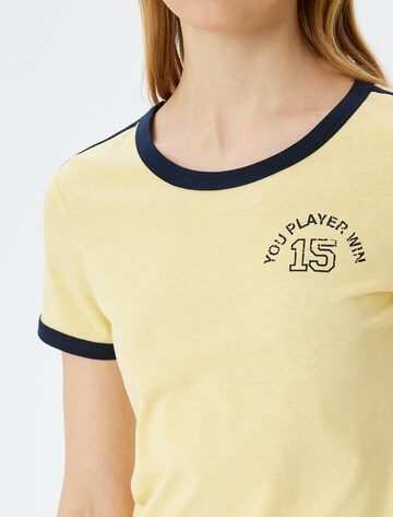 Koton T-Shirt in Gelb