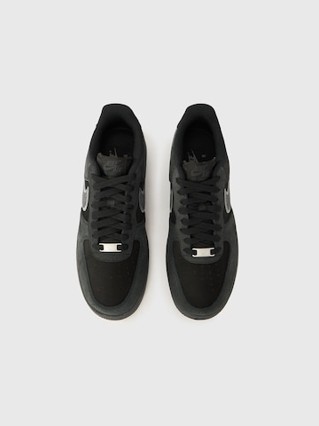 Nike Sportswear - Sapatilhas baixas 'AIR FORCE 1 '07 LV8' em preto