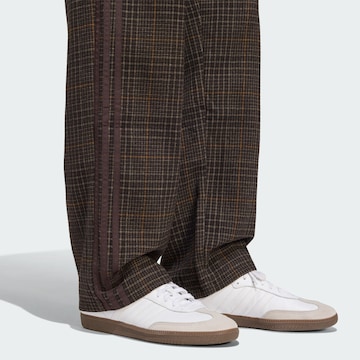 ADIDAS ORIGINALSregular Hlače 'Winter Club' - smeđa boja