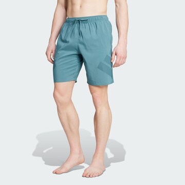 Boardshorts 'Big Bars' ADIDAS SPORTSWEAR en vert : devant