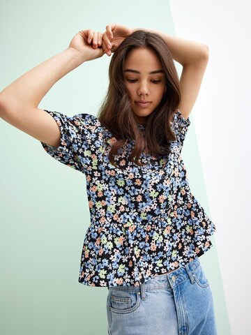 NAME IT Blouse 'Flower' in Gemengde kleuren: voorkant