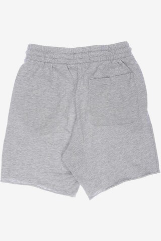 H&M Shorts 29-30 in Grau