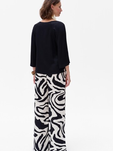 Blue Shadow Blouse in Black