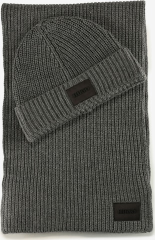 HUGO Muts in Zwart: voorkant