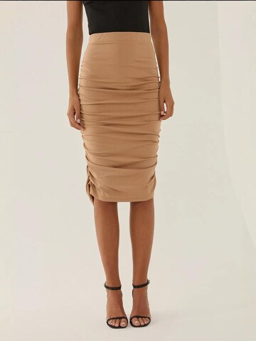 Hiccup - Saia em bege: frente