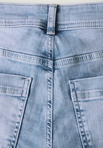 STREET ONE Slimfit Jeans in Blau