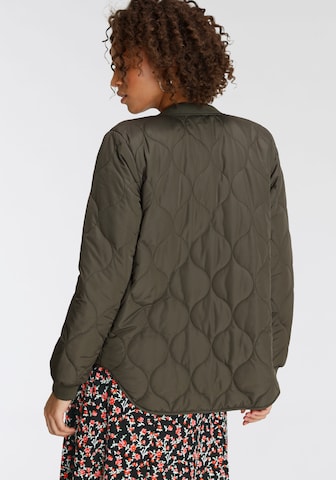 TAMARIS Between-Season Jacket in Green