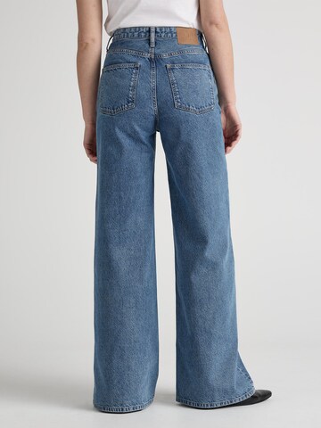 MUD Jeans Loosefit Jeans 'Sara' in Blau
