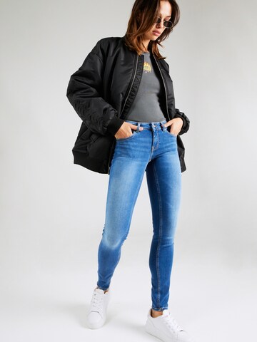 Tommy Jeans Skinny Jeans 'SCARLETT' in Blauw