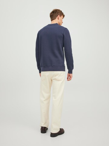 JACK & JONES Sweatshirt in Blau
