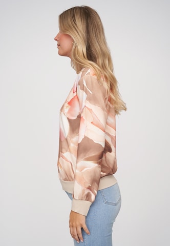 Cloud5ive Between-Season Jacket in Beige