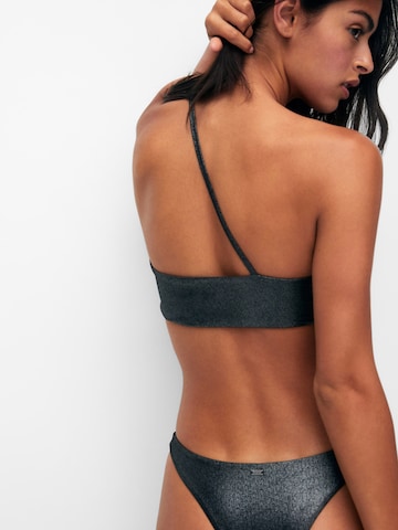 Pull&Bear Bandeau Bikini top in Grey