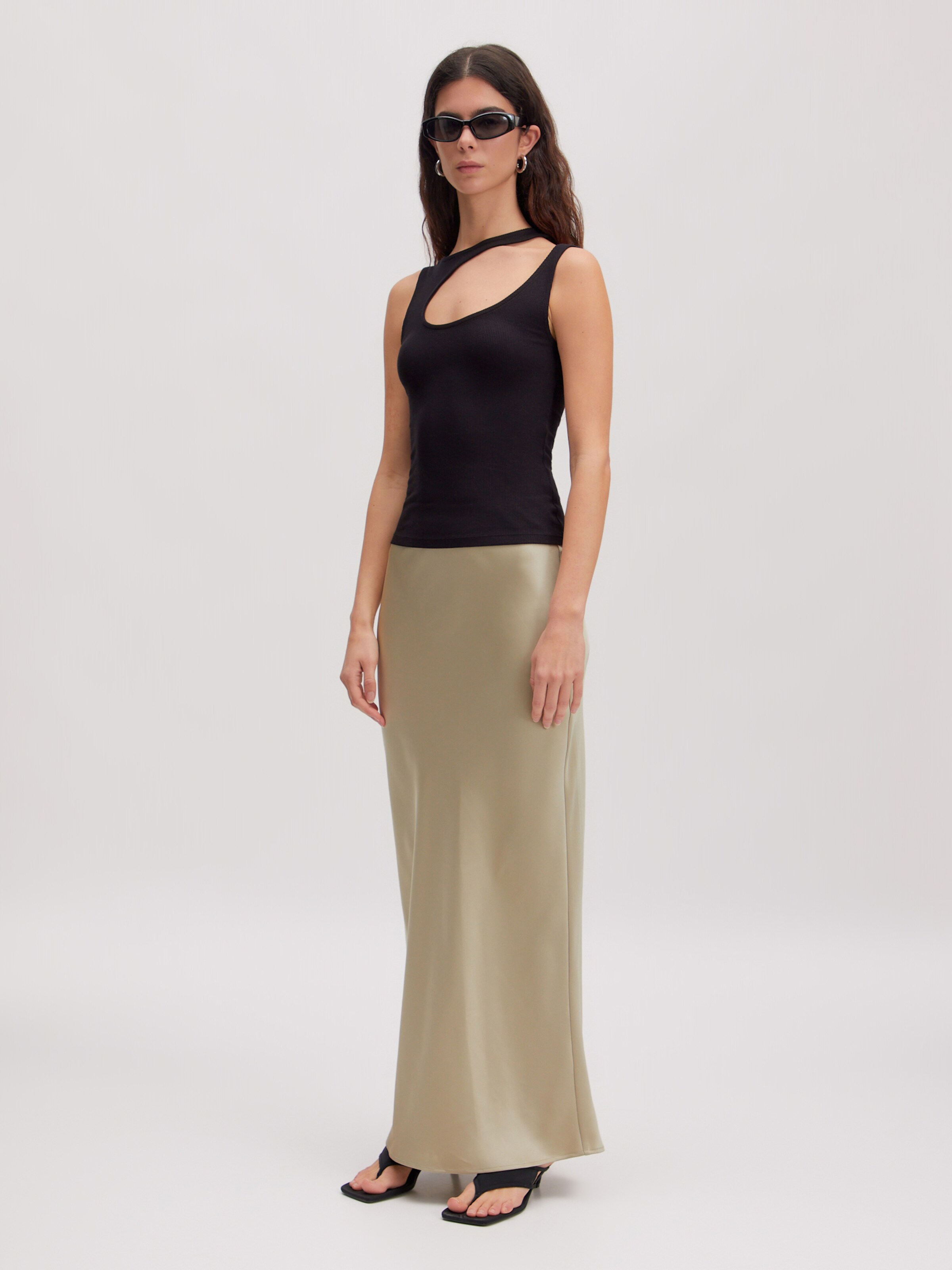 Top 'Lilian'