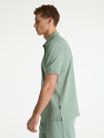 CHASIN' Shirt in Green