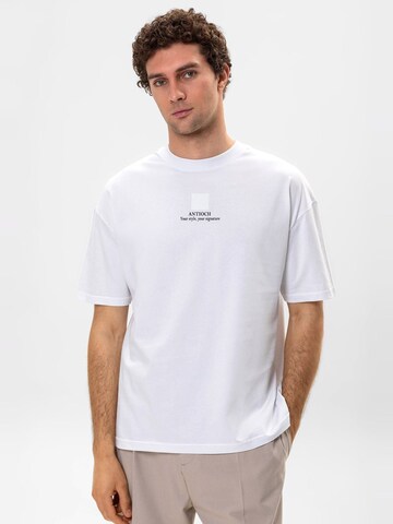 T-Shirt Antioch en blanc : devant