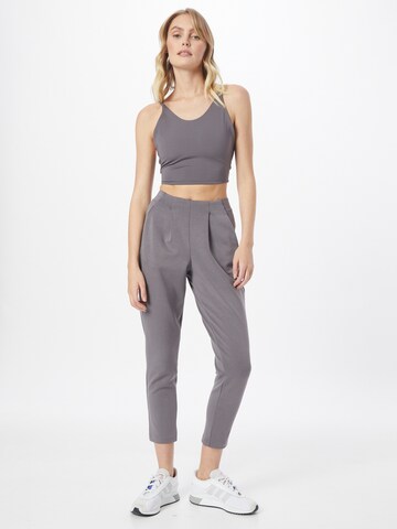 Superdry Tapered Pleat-Front Pants in Grey