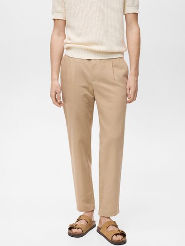 MANGO MAN Regular Pleat-front trousers 'Romelino' in Beige: front