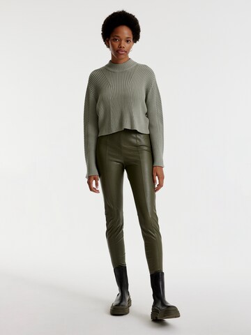 Skinny Leggings 'Teresa' di EDITED in verde