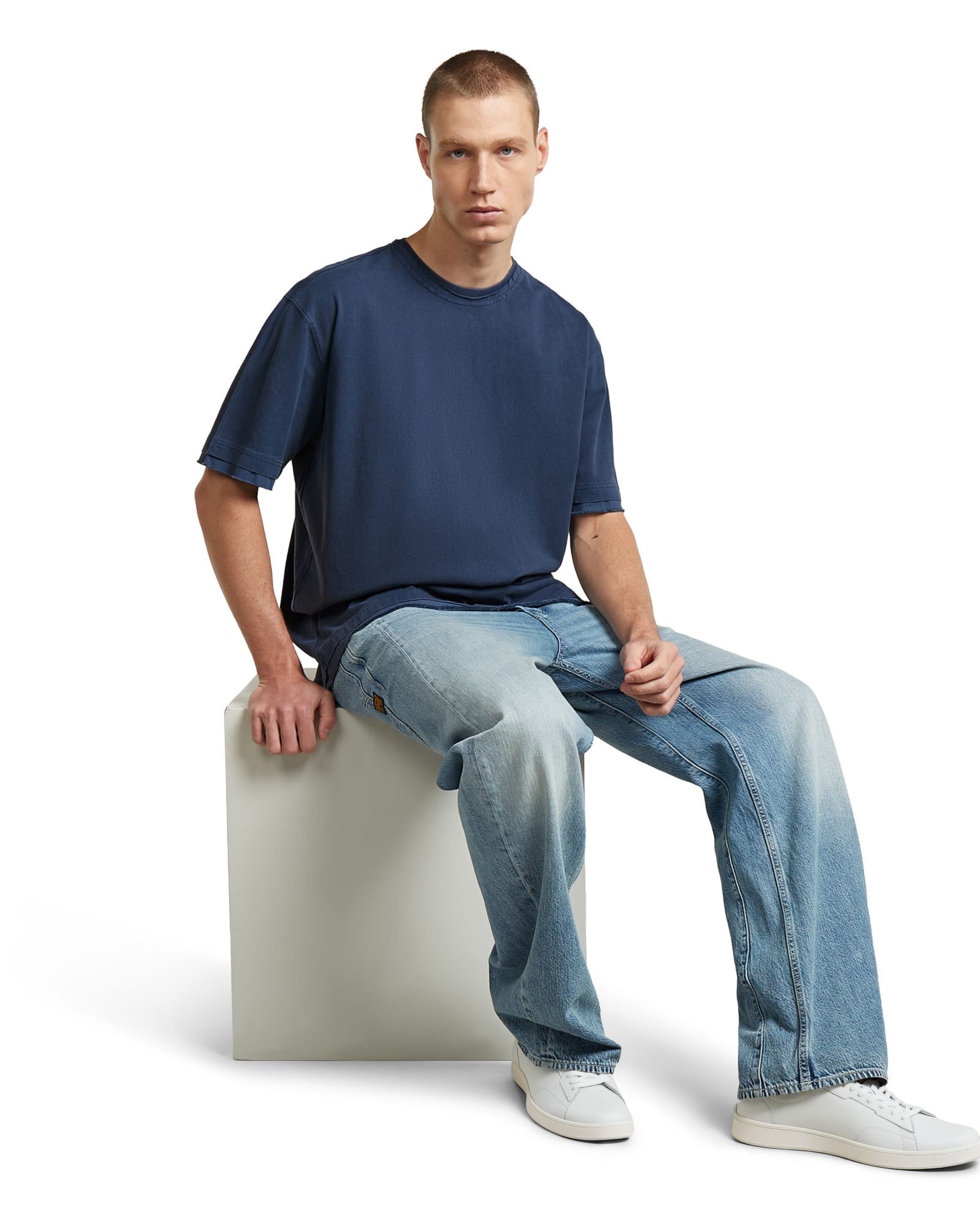 G-STAR Shirt 'Washed Distressed Relaxed T-Shirt' in Blauw