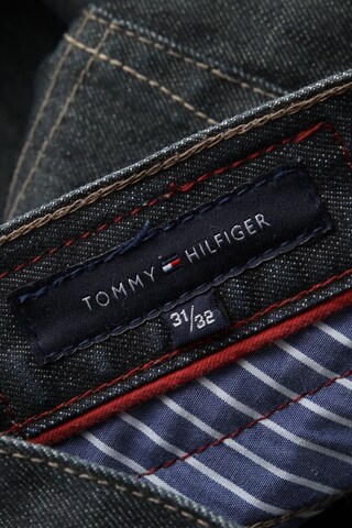 TOMMY HILFIGER Jeans in 31 x 32 in Blue