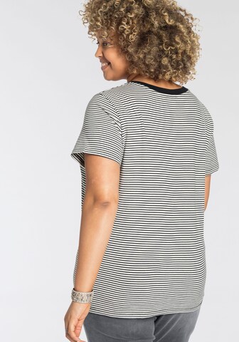 Levi's® Plus Koszulka w kolorze czarny