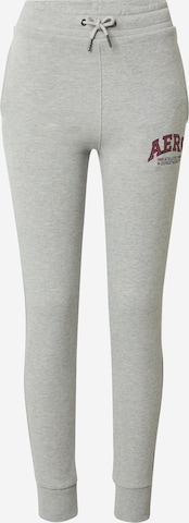 AÉROPOSTALE Tapered Broek in Grijs: voorkant