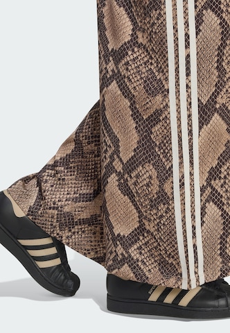 Wide leg Pantaloni de la ADIDAS ORIGINALS pe bej