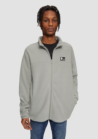 QS Fleece Jacket in Grey: front