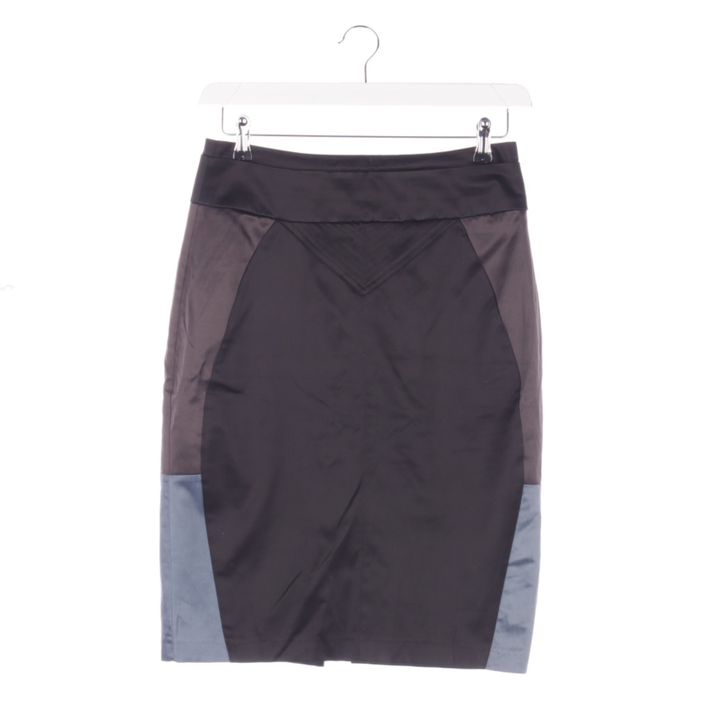 Gestuz Skirt in L in Black: front