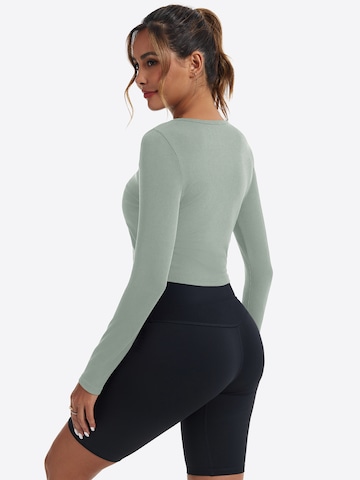 Imily Bela Тениска в зелено: отзад