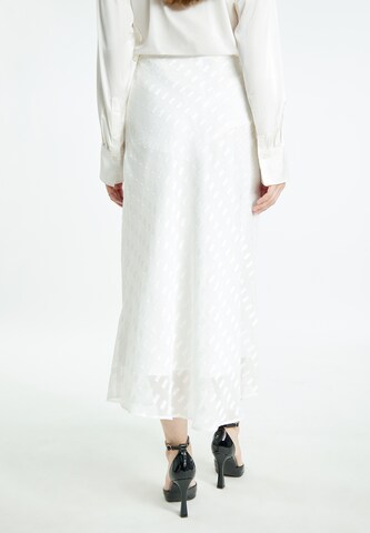 DreiMaster Klassik Skirt in White