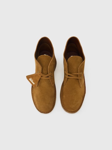 Clarks Originals Ботинки чукка 'Desert' в Коричневый