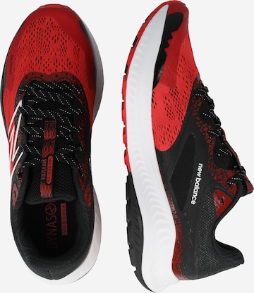 new balance - Sapatilha de corrida em vermelho