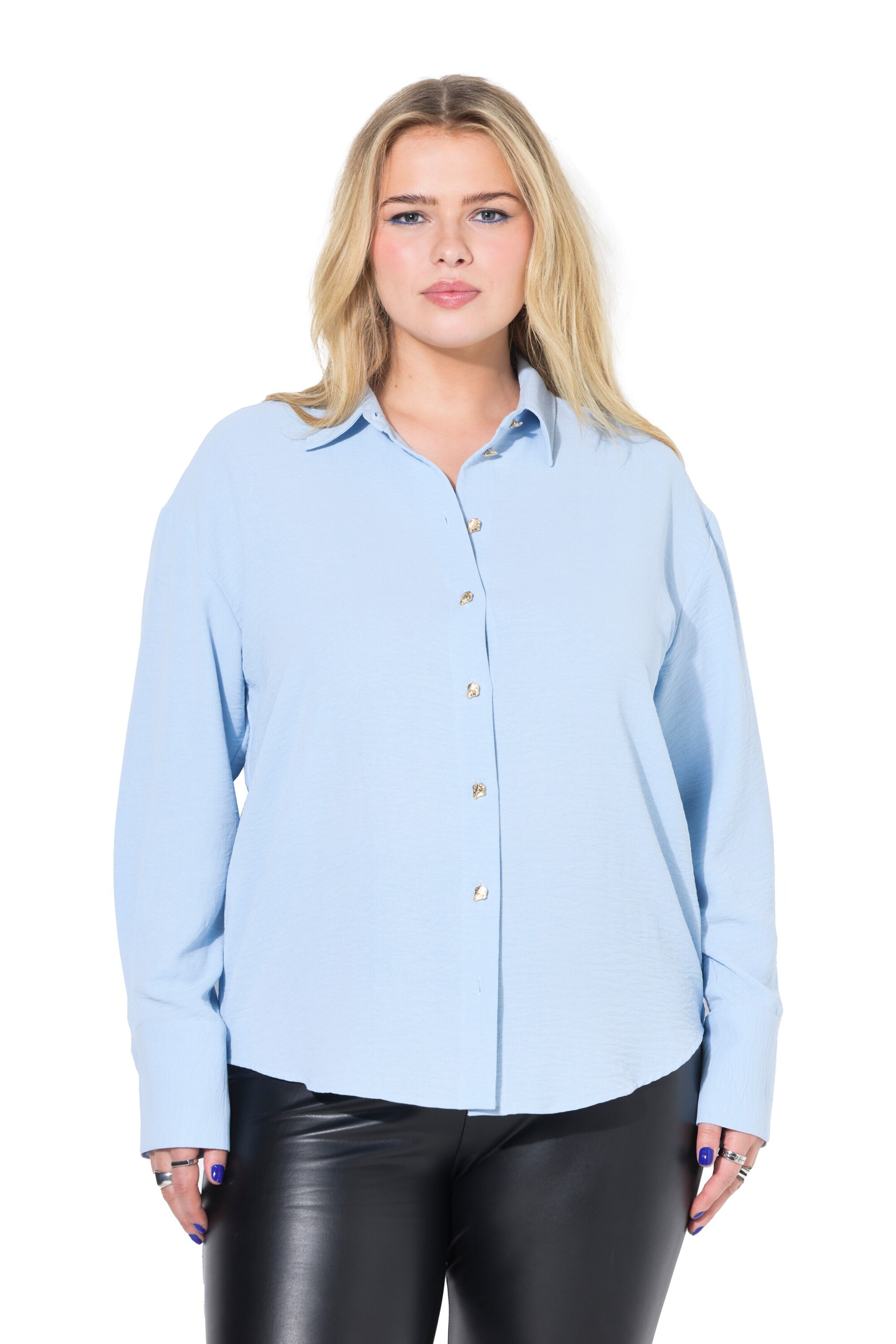 Studio Untold Blouse in Blue: front