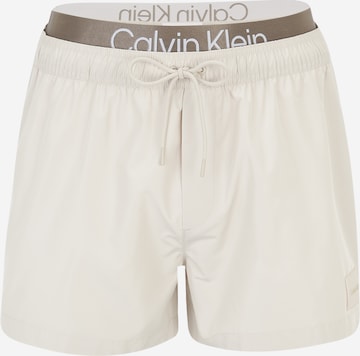 Shorts de bain Calvin Klein Swimwear en beige : devant