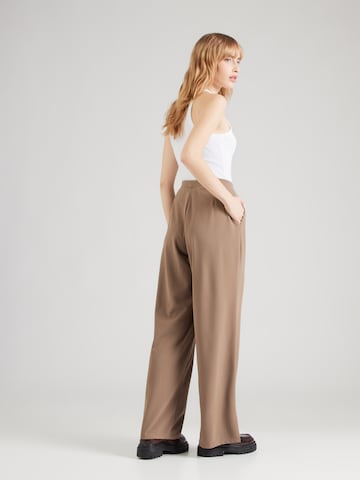 ONLY Обычный Брюки со складками 'ONLSANIA' в Коричневый