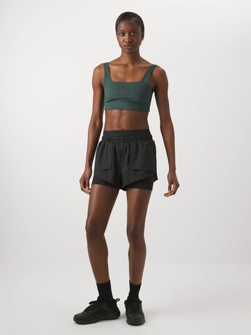 Regular Pantalon ' Fallon ' Girlfriend Collective en noir