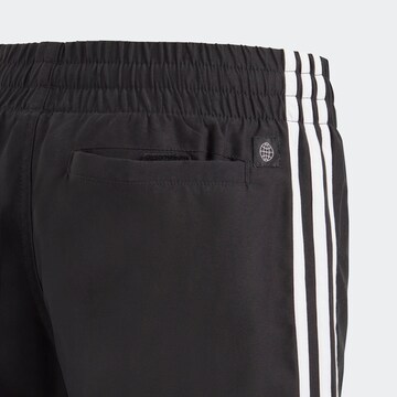 ADIDAS ORIGINALS Badeshorts in Schwarz