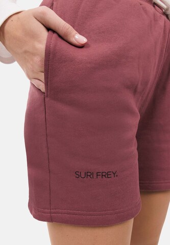 Regular Pantalon ' Freyday ' Suri Frey en rouge
