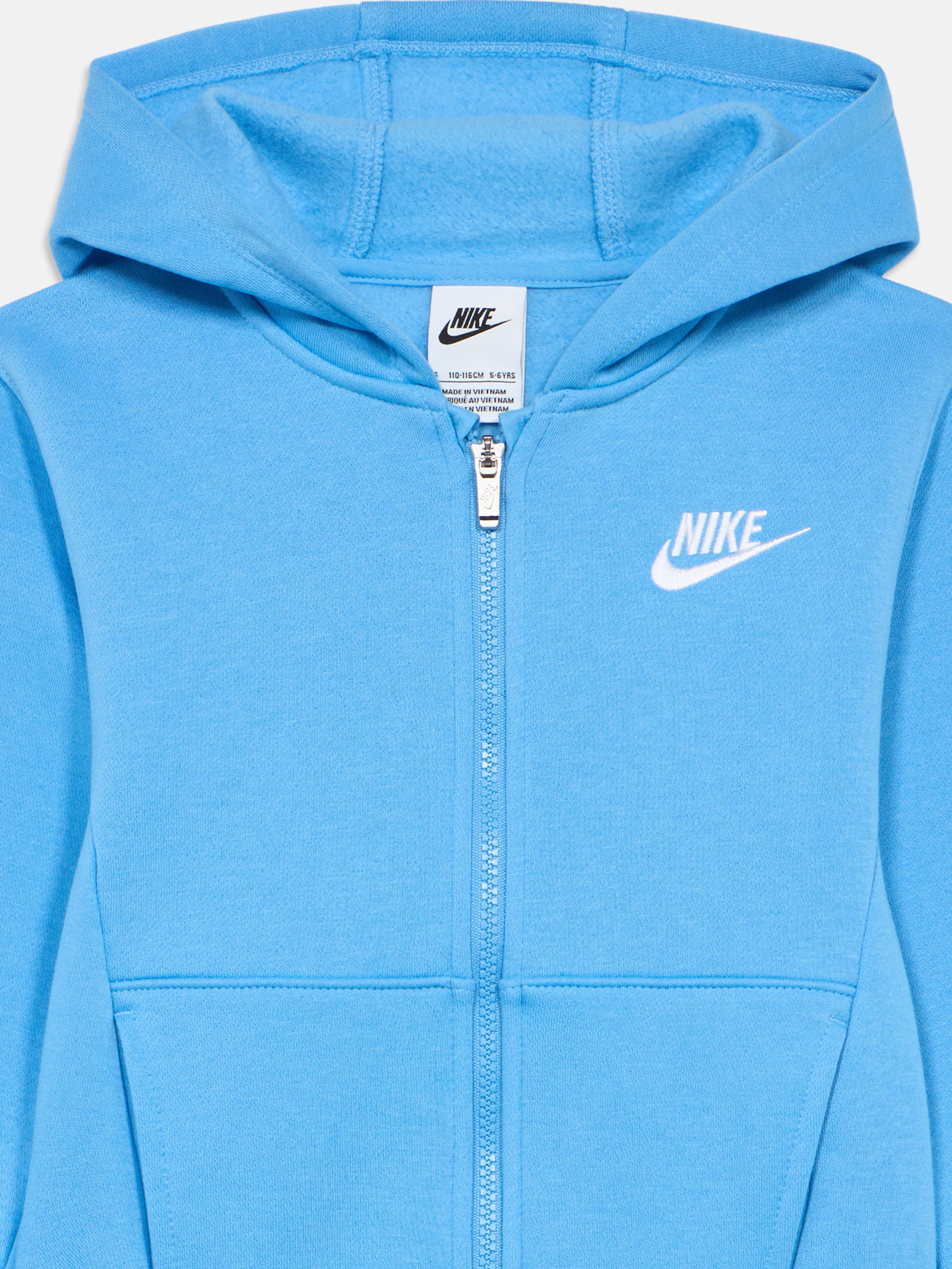 nike sweatsuit near me