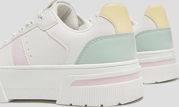 Pull&Bear Sneakers low i hvit