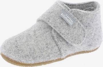 Living Kitzbühel Hausschuh 'Filz' in Grau: Vorderseite