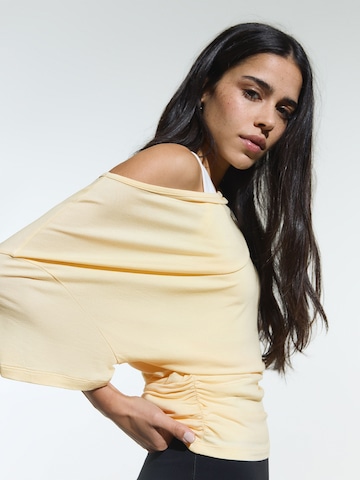 Bershka Póló - sárga