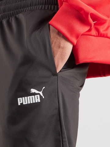 Costum de trening de la PUMA pe roșu