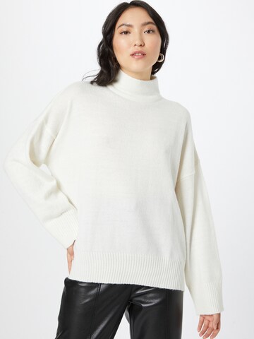 Missguided Sweater in White: front
